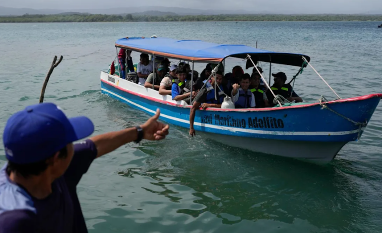  Fin de la era de la inmigración: DHS pone fin a los programas de reunificación familiar debido a fraude y riesgos de seguridad – 

 – En un click