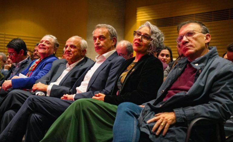  Surgen las primeras diferencias en el Frente Amplio

 – En un click