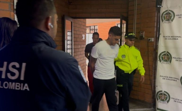  Desarticulan red criminal que tramitaba visas falsas en diferentes países

 – En un click