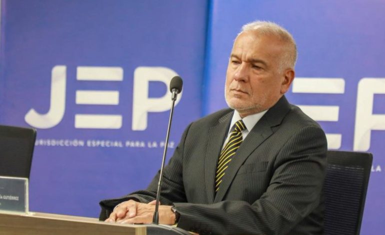  Coronel (r) Pluvio Hernán Mejía fue condenado por participar en resultados falsos positivos

 – En un click