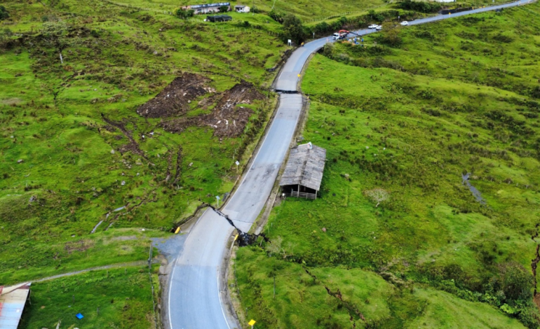  Estas son las vías que se encuentran cerradas en el departamento

 – En un click