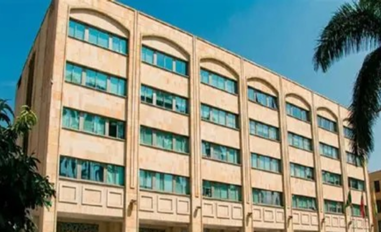  Las graves y presuntas irregularidades denunciadas por el alcalde de Bucaramanga, Cristian Portilla, en torno a contratos con intendentes encargados

 – En un click