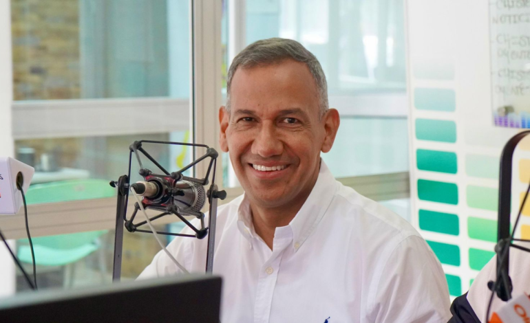  Salvar la iluminación y recuperar la seguridad, sus pilares.

 – En un click