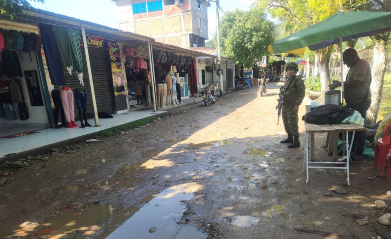 Son más de 500 desplazados por la guerra entre el ELN y disidencias en el Catatumbo, una mujer fue víctima de una mina antipersonal

 – En un click