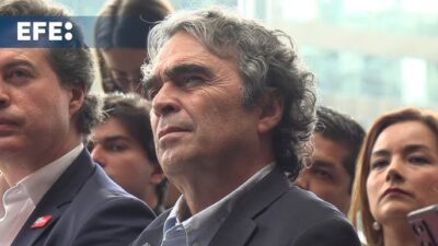  Candidato colombiano Sergio Fajardo: «la paz total se ha convertido en un caos total»

 – En un click