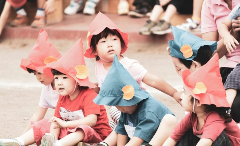  seis bisnietos por cada 100 coreanos actuales

 – En un click