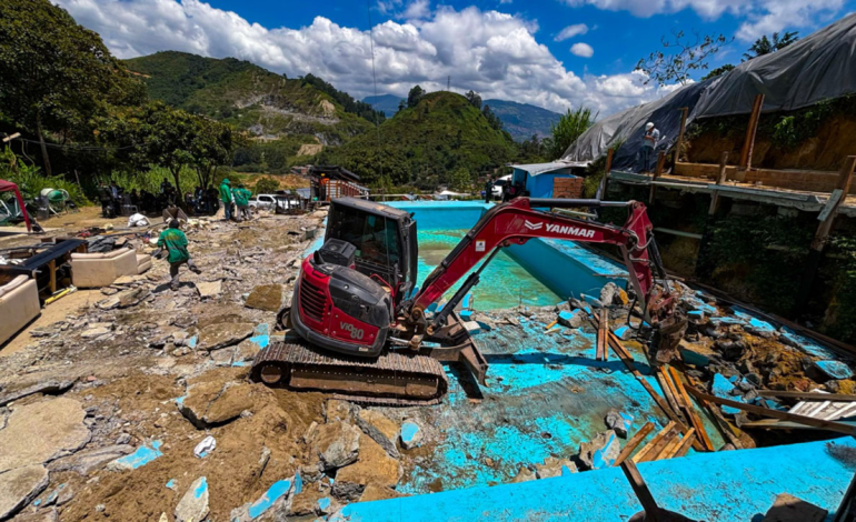  Medellín recupera el espacio público y dice adiós a las construcciones en zonas prohibidas

 – En un click