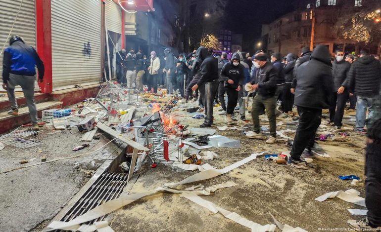  La crisis en Irán entra en fase crítica tras más de dos semanas de protestas antigubernamentales – 

 – En un click