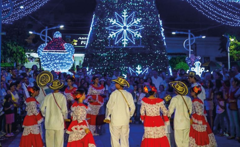  En Aguachica, Cesar, la Fiscalía investiga presuntos sobrecostos en la iluminación navideña

 – En un click