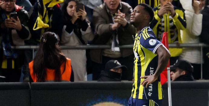  Jhon Jáder Durán empezó el 2026 con un gol en la Supercopa de Turquía

 – En un click