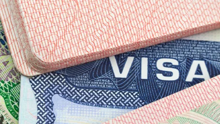  Estados Unidos revocó 100.000 visas en 2025 – 

 – En un click