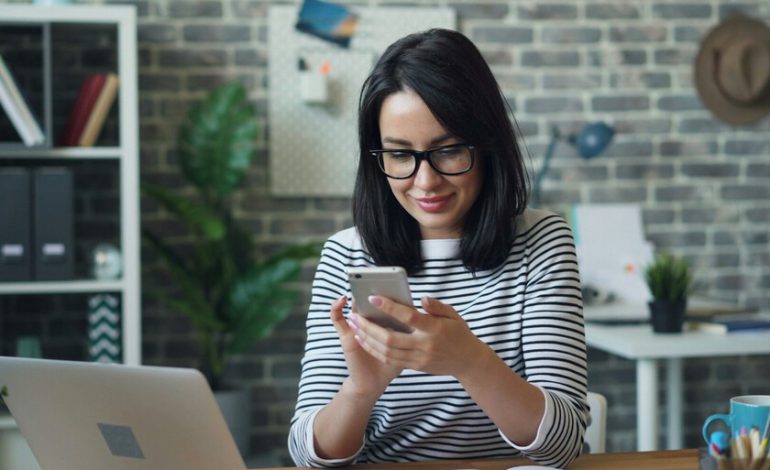  La Generación Z está subiendo vídeos de sus rutinas laborales a TikTok e Instagram y ya es un fenómeno

 – En un click