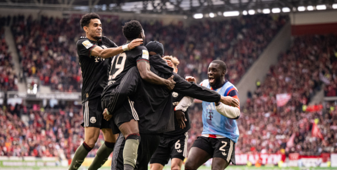  Con Luis Díaz como titular, Bayern Múnich vence a Friburgo

 – En un click