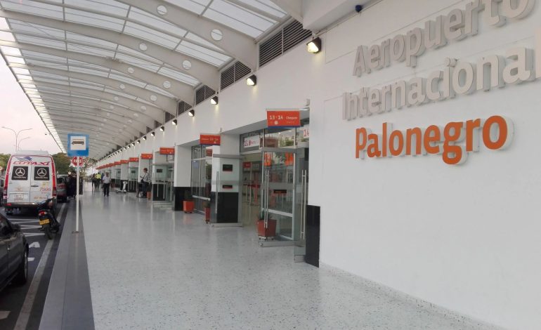  El aeropuerto de Palonegro en Santander está cerrado temporalmente

 – En un click