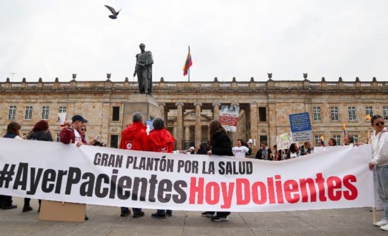  Aumentan protestas por problemas de salud, advierte Defensoría del Pueblo

 – En un click