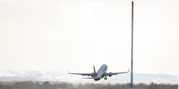  Europa, ante la amenaza de un apagón aéreo por falta de queroseno – 

 – En un click